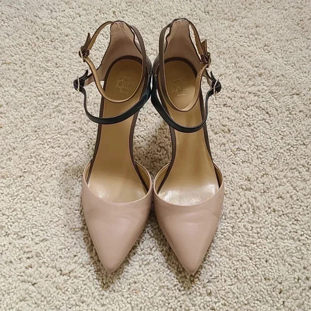 Ann Taylor Pumps size 9M - Picture 2 of 7